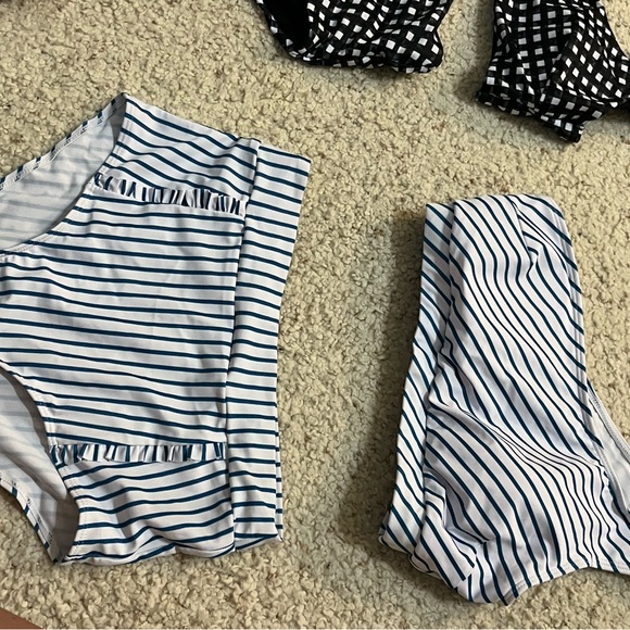 Size small swim suits.  Each $25 or all for $105 - Picture 2 of 7